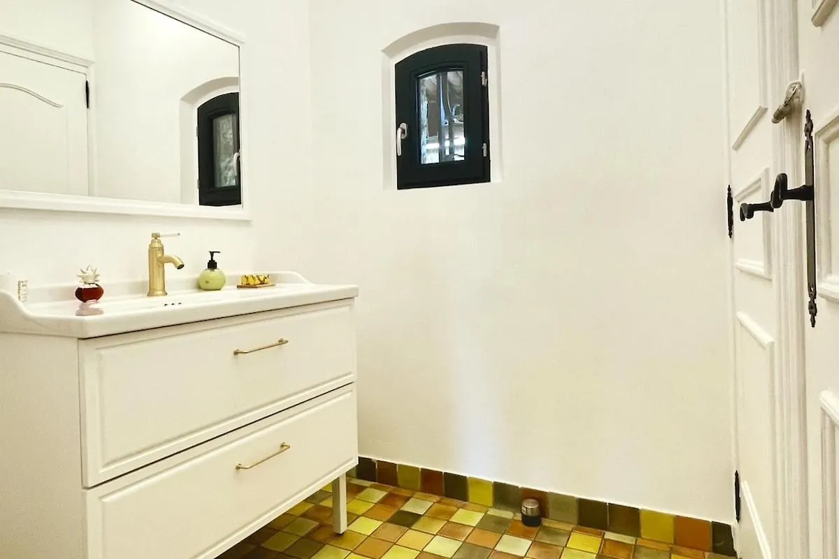 Beautiful 5Br Villa Jose Cas Catala Holiday home